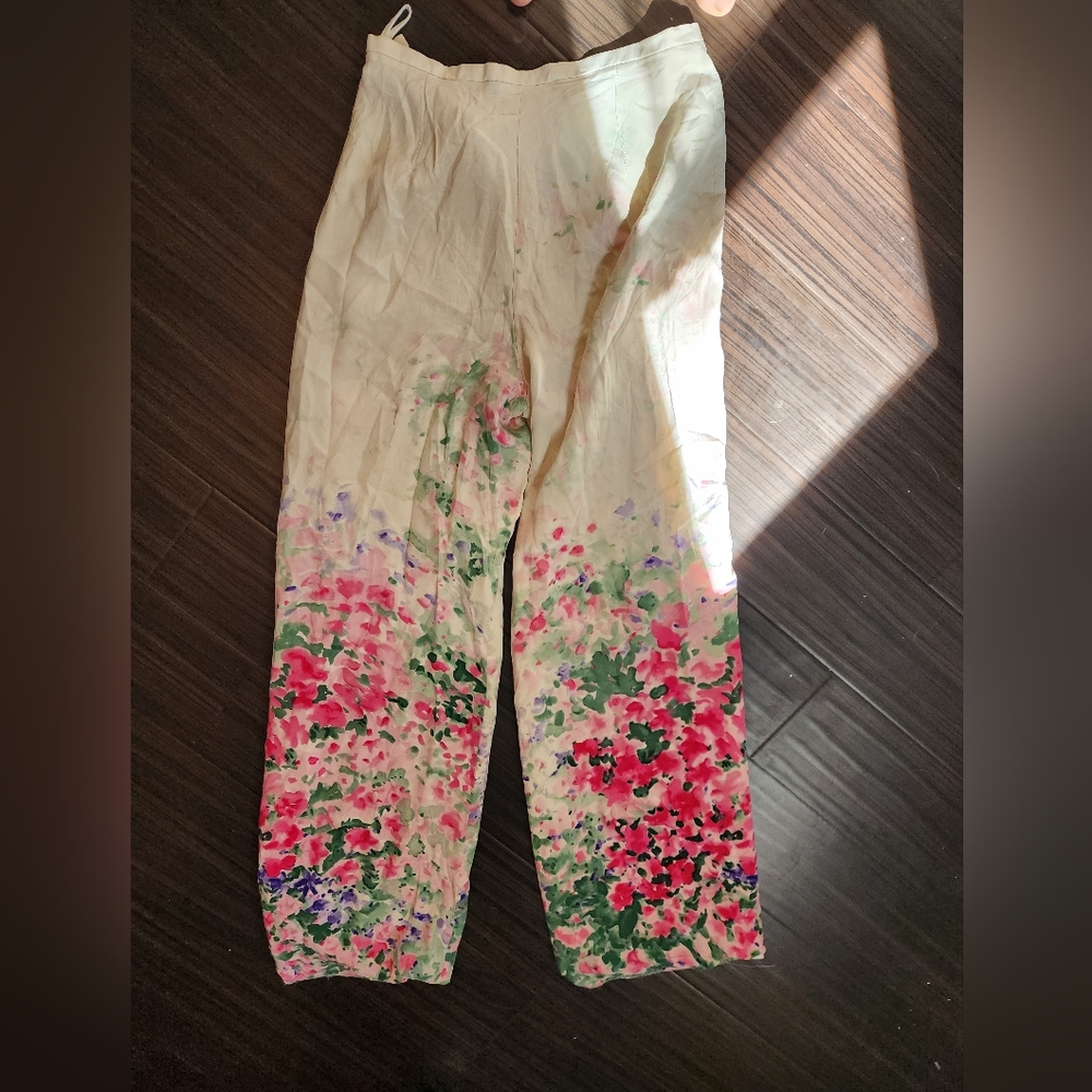 Floral high waisted pants